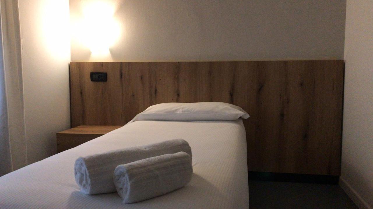 Hotel Doria - Business & Bike Ostiglia ภายนอก รูปภาพ
