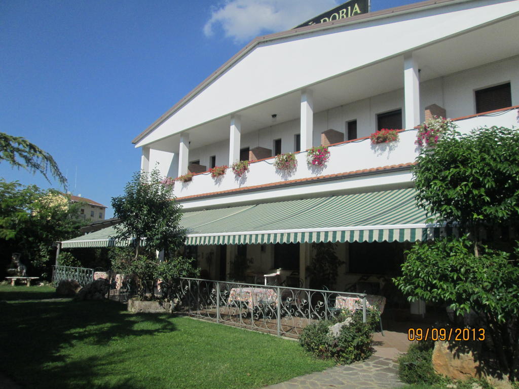 Hotel Doria - Business & Bike Ostiglia ภายนอก รูปภาพ